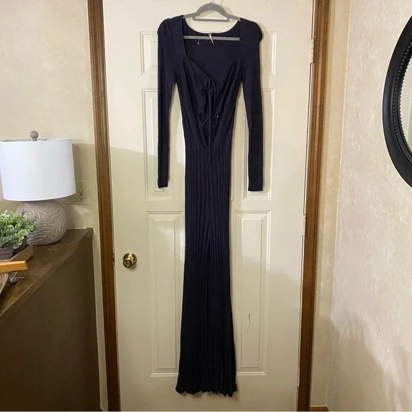 New! Free People Medium Lady Luck Knit Wide Leg Pleated Jumpsuit Purple NWOT - Picture 2 of 14